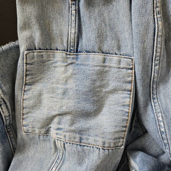 Free People Grunge Distressed Cropped Denim Trucker Jacket Raw Hem Women Largeg - Picture 10 of 13